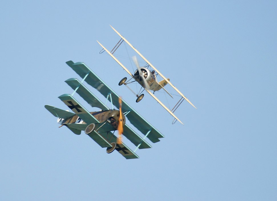 Tummelisa dogfighting with a Fokker triplane   (click here to open a new window with this photo in computer wallpaper format)