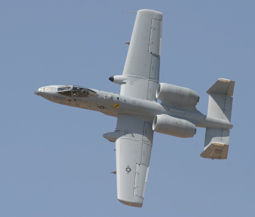 A-10 Thunderbolt II ('warthog') banking   (click here to open a new window with this photo in computer wallpaper format)