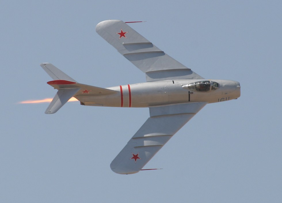 MiG 17 'Fagot' with afterburner  (click here to open a new window with this photo in computer wallpaper format)