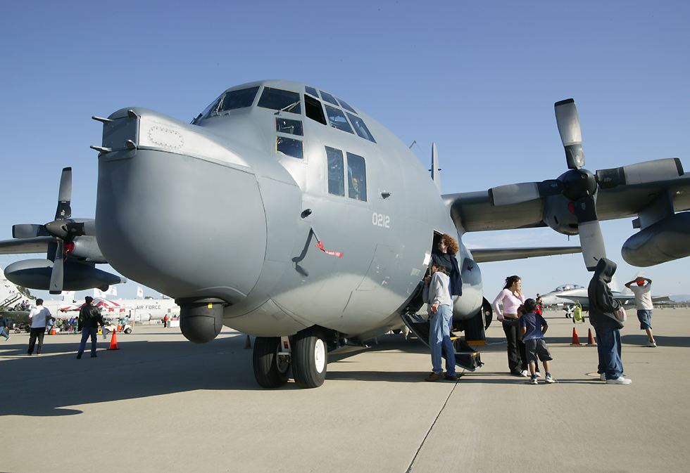KC-130 aerial refuelling tanker
