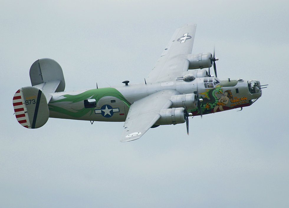 B-24 Liberator 'The Dragon and Its Tail'   (click here to open a new window with this photo in computer wallpaper format)