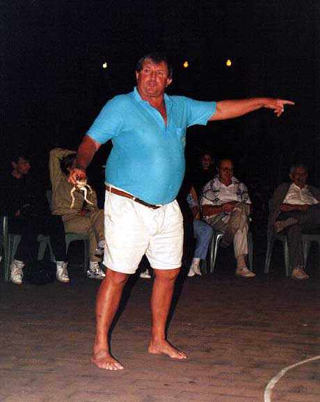 auctioning the toads