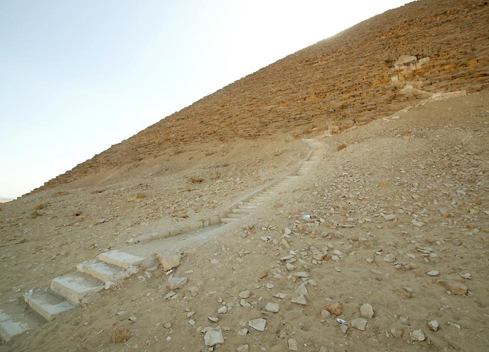 entrance to the Red Pyramid