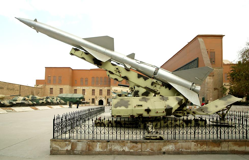 click here to open a new window with this photo in computer wallpaper format