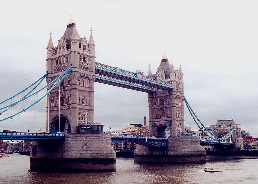 london bridge tower. Tower Bridge doesn#39;t get its