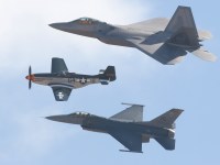 photographed at the 2008 Miramar airshow using a Canon 20D camera and Canon 100-400mm image stabilized lens set to 300mm  (1/350th second, f9.5, ISO 200)