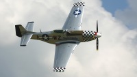 photographed at the Duxford 'Flying Legends' Airshow 2002 using a Canon D60 digital camera and Canon 100-400mm image stabilized lens set to 200mm  (1/500th second, f8, ISO 100)