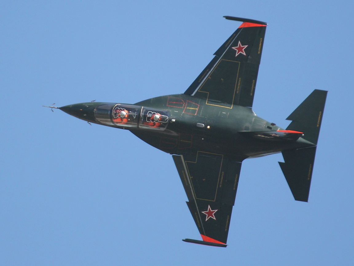 Yak130TopView.jpg