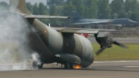 G222 landing accident photographed at RIAT 2002 using a Canon D60 and Canon 100-400mm lens