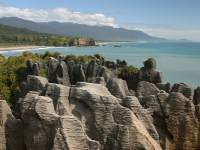 the 'pancake rocks' at Punakaiki photographed in February of 2003 using a Canon D60 digital camera and Canon 28-80mm lens