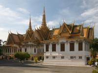 photographed in December of 2008 using a Canon 5D camera and Canon 28-135mm image stabilized lens set to 28mm  (1/60th second, f13, ISO 200)