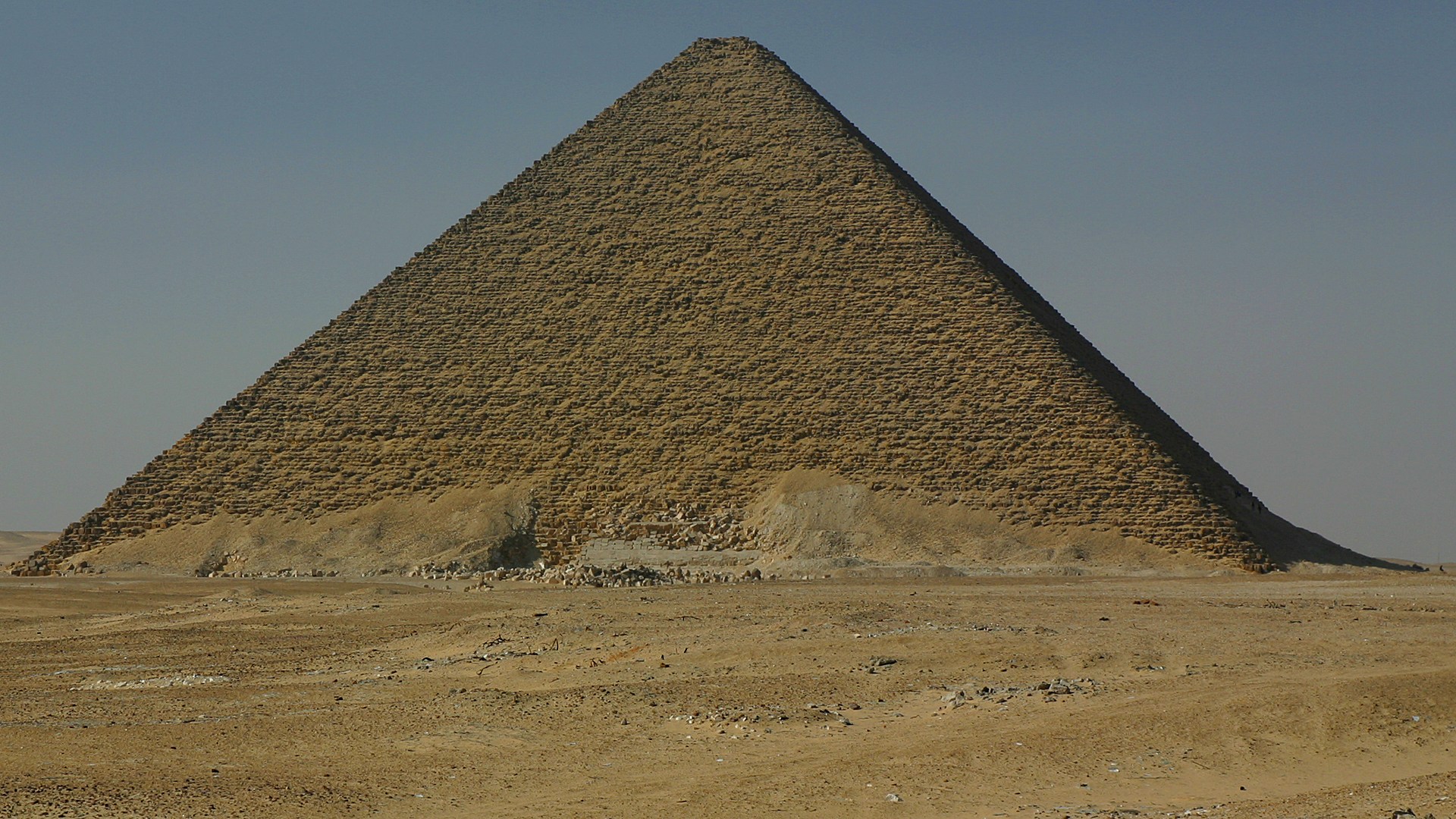 http://www.richard-seaman.com/Wallpaper/Travel/Egypt/RedPyramidWide.jpg