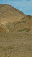 scenery on the road between Dahab and Na'ama Bay, photographed in January of 2004 using a Canon 1Ds digital camera and Canon 28-105mm lens set to 70mm  (1/180th second, f8, ISO 100)