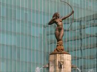 photographed in August of 2004 using a Canon 10D camera and Canon 100-400mm image stabilized lens set to 105mm  (1/500th second, f8, ISO 100)