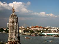 photographed in December of 2007 using a Canon 5D camera and Canon 28-135mm image stabilized lens set to 50mm  (1/60th second, f16, ISO 200)