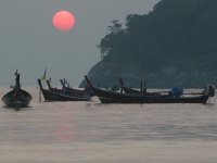 photographed in November of 2007 using a Canon 20D camera and Canon 28-135mm image stabilized lens set to 135mm  (1/6th second, f19, ISO 200)