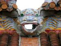 photographed in December of 2004 using a Canon 10D camera and Canon 100-400mm image stabilized lens set to 150mm  (1/250th second, f4, ISO 200)