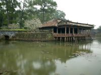 photographed in December of 2004 using a Canon 1Ds digital camera and Sigma 15-30mm lens set to 25mm  (1 second, f19, ISO 100)