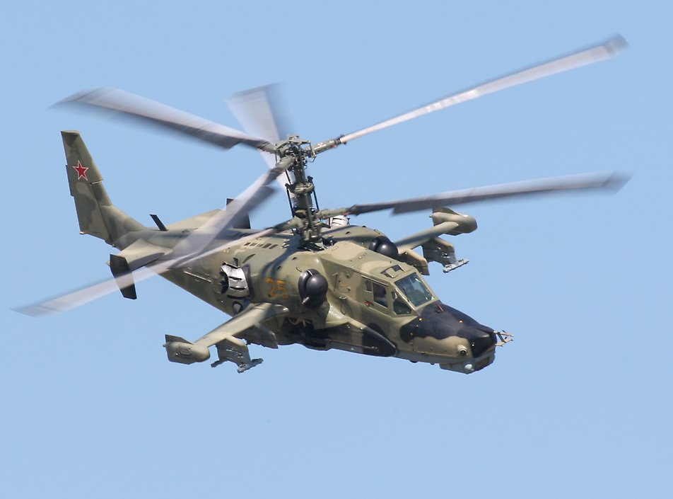 Kamov Ka-50 'Havoc' attack helicopter   (click here to open a new window with this photo in computer wallpaper format)
