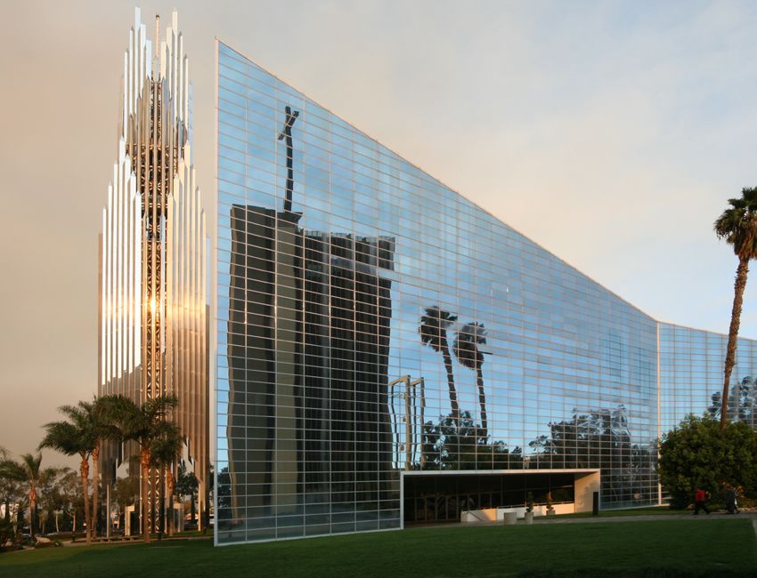 click here to open a new window with this photo in computer wallpaper format