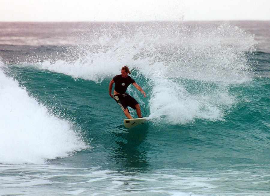 guy doing a textbook cutback